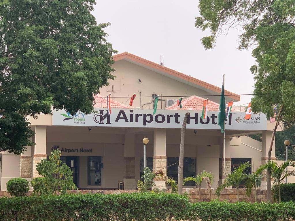 Airport Hotel カラチ エクステリア 写真